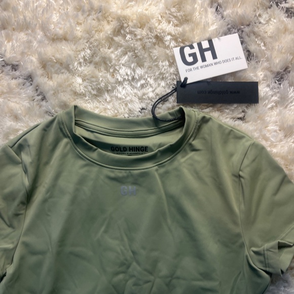 💚 Gold Hinge Matcha Green Essential Full Length Short Sleeve Top Shirt - Picture 3 of 7